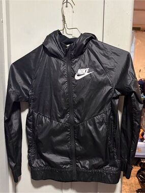 Kids Nike jacket size m